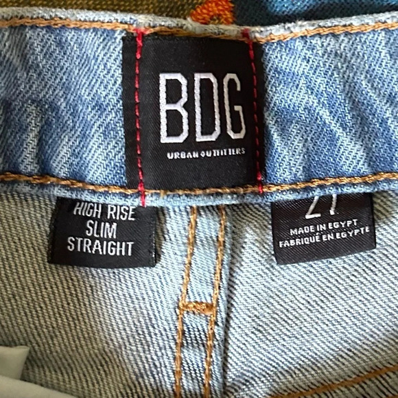 Urban Outfitters BDG High Rise Distressed Straight Jeans size 27 - Picture 7 of 7